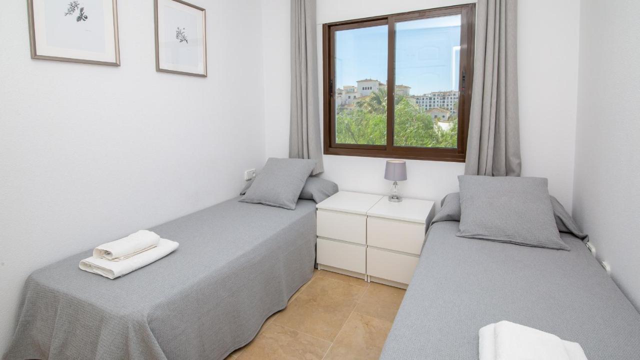 Lovely 2-Bed Apartment In Marina De La Duquesa Castillo de Sabinillas Luaran gambar