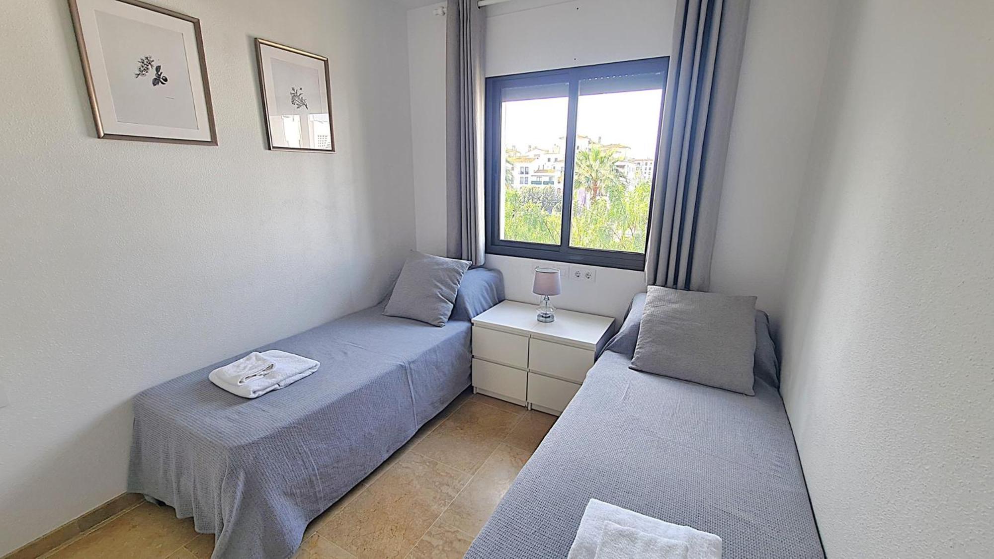 Lovely 2-Bed Apartment In Marina De La Duquesa Castillo de Sabinillas Luaran gambar