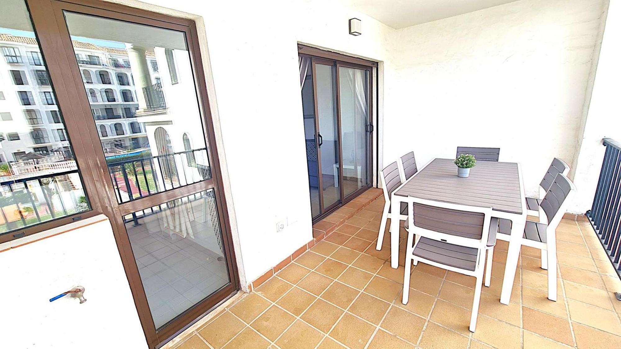 Lovely 2-Bed Apartment In Marina De La Duquesa Castillo de Sabinillas Luaran gambar